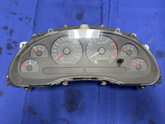 2001-04 Ford Mustang Gauge Cluster Instrument Cluster 56k Miles 137