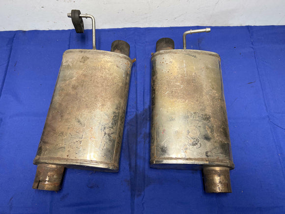 Magnaflow Oval Mufflera Offset Inlet and Outlet 2.5