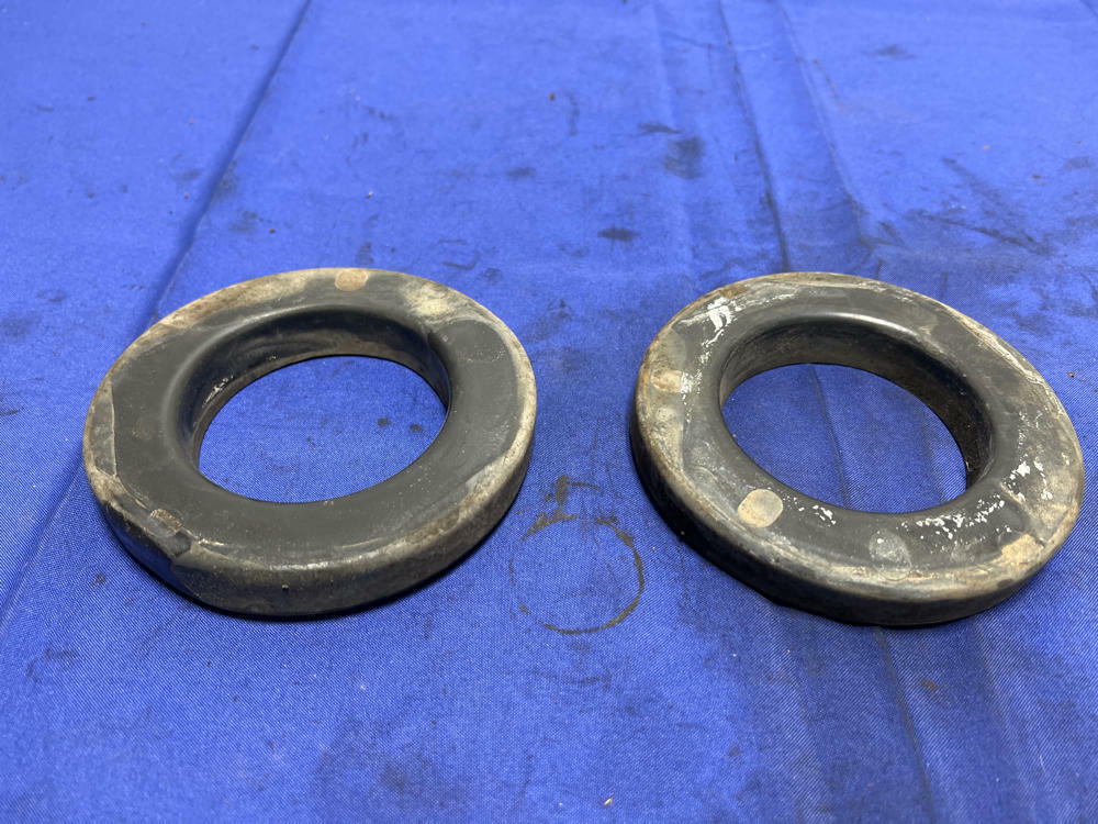 1999-04 Ford Mustang Polyurethane Front Spring Isolators Pair NP